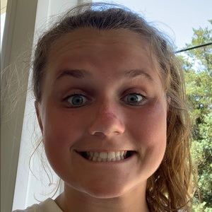 Meet your Posher, Melanie